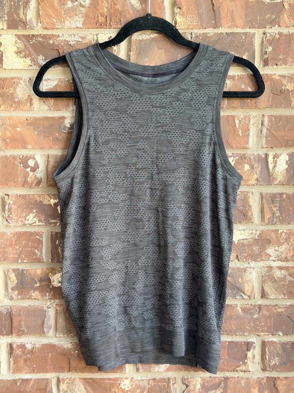 Lululemon Gray Seamless Knit Racerback Tank Top